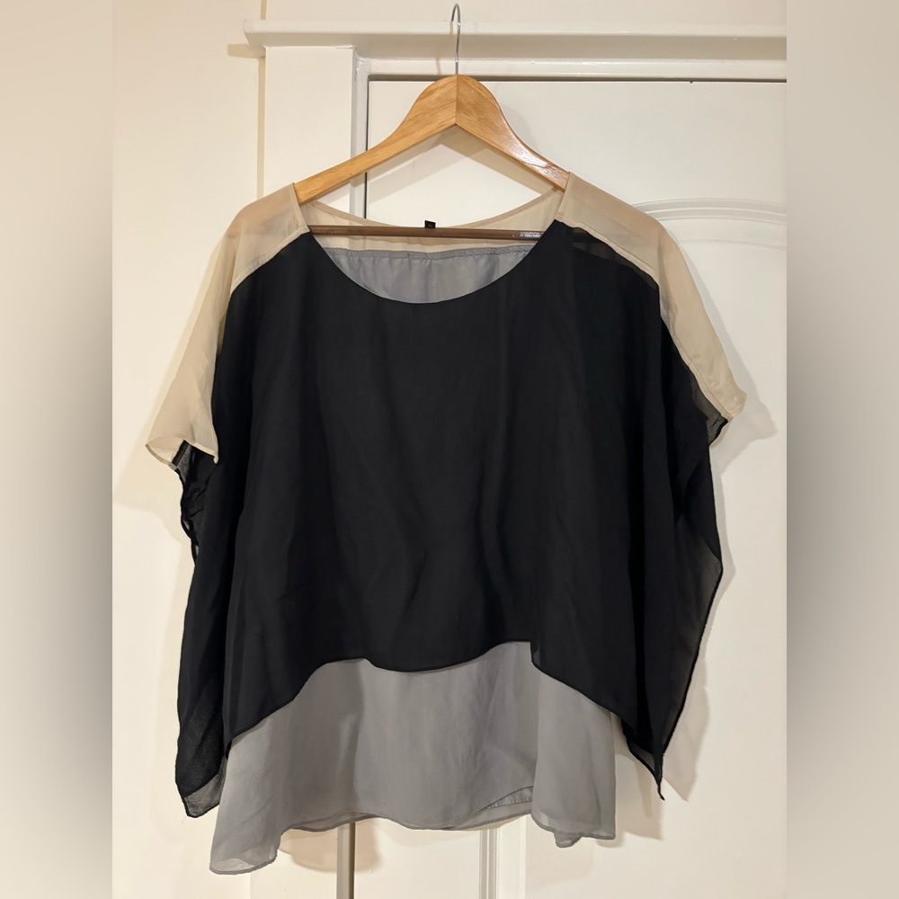Eileen Fisher Black and Cream Blouse